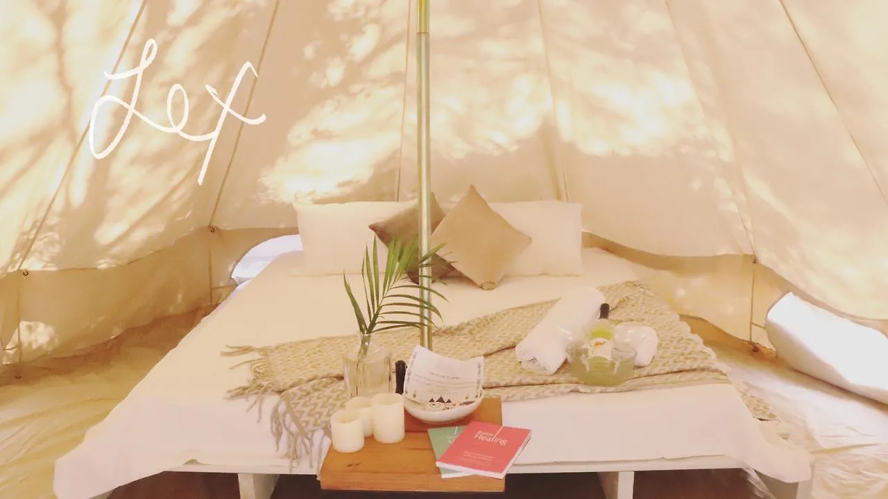 The Village Glamping Byron Bay 0*,